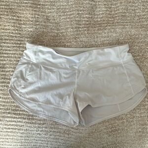 Lululemon Speed Up Shorts 2.5